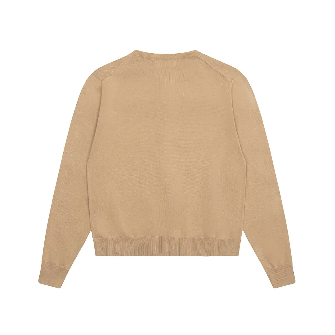 🅿️190 "Top Quality" Style Number: DS010# [Ralph Lauren Solid Color Round Neck Basic Pony Embroidered Logo Knitted Cardigan Long Sleeve] ✅Ralph Lauren Classic Basic Versatile Jersey Cardigan Long Sleeve Small Jacket ✅Main supplier of platform live broadcast wholesale entities ✅ZP quality 1:1 pattern making Scan the code to enter the GF website Counter quality ✅Details and quality The only one in Guangzhou Imported quality cotton yarn Mainly high-end Cost-effective, good quality, no need to say more ✅The version is restored to the original, loose, comfortable and stress-free, simple is high-end, classic is timeless ✅The upper body is simple and easy to match, a must-have for goddess ootd. Good-looking clothes are never picky. A must-have in the goddess’ wardrobe. Size: S-XL Color: Off-white, light blue, pink, khaki, army green, gray, navy, black, Chinese red, mint green